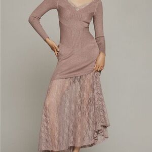 NWT Anthropologie Mauve knit and lace Sheath Dress with V-Neck